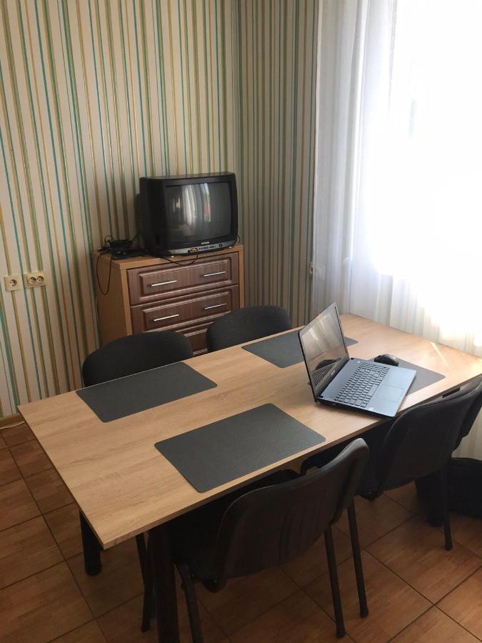 Apartment On Grushevskogo Kalush Bagian luar foto