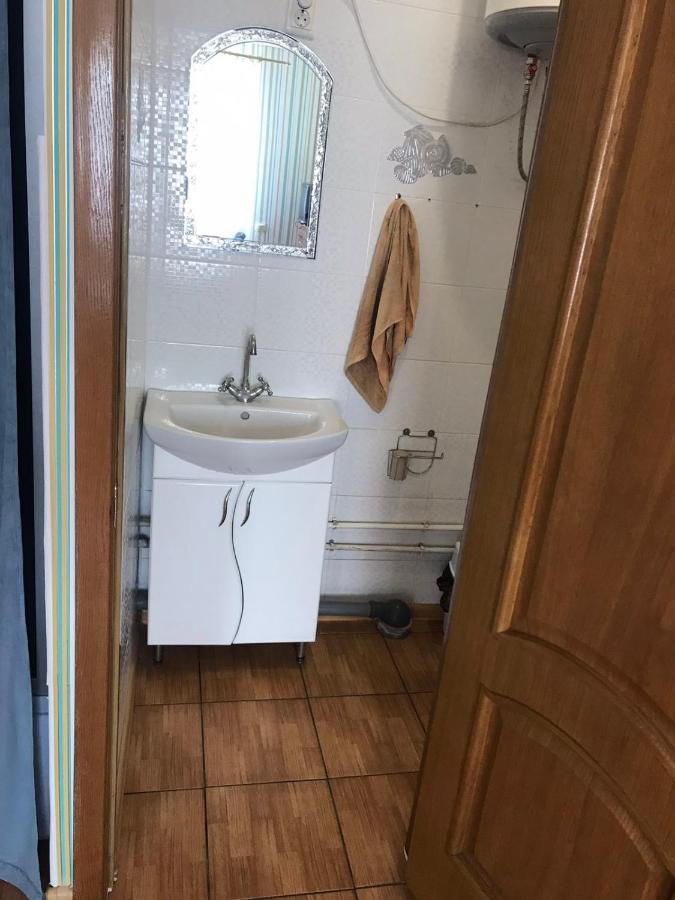 Apartment On Grushevskogo Kalush Bagian luar foto